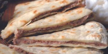 xr:d:DAE_hReSbqE:34,j:42482255595,t:22112907